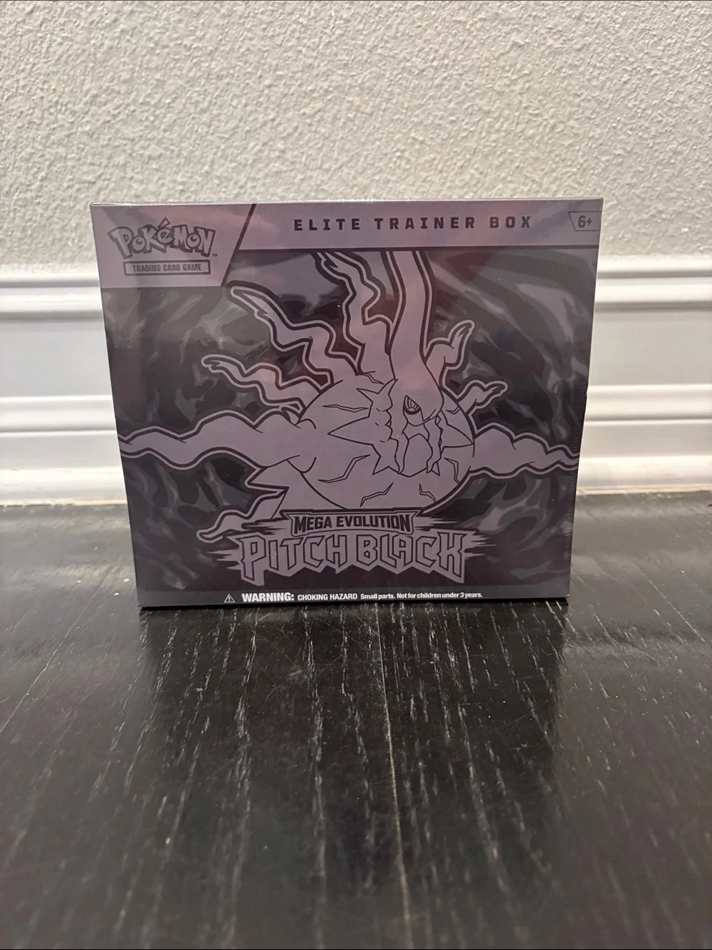 Pokemon Elite Trainer Box - Mega Evolution Pitch Black